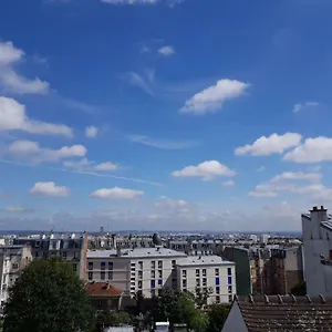 Apartment The Heart Of Montmartre, Paris